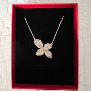 Asymmetric Diamond 4Leaf Flower